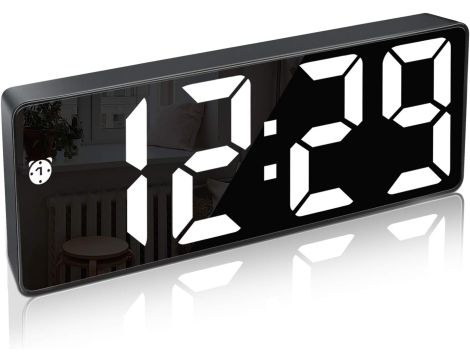 Cyfrowy budzik, wyświetlacz LED - 2