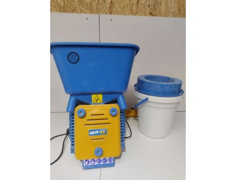 Kerbl 70321 Młynek do Zboża 750 W - 2