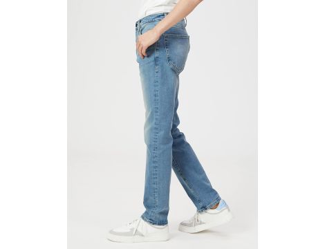 Amazon Essentials Herren Jeans Sportlich Geschnitten r. 33W x  29L - 4