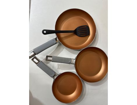 BERGNER Loja Reeco - 4-częściowy zestaw - 3 patelnie 18-22 i 26 cm - 3