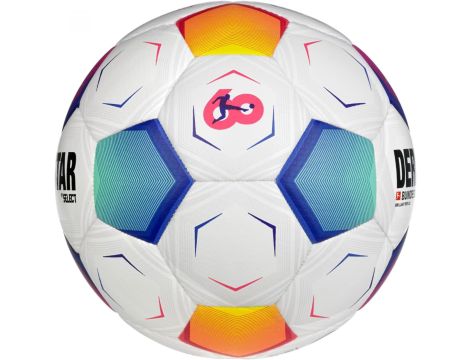 Piłka nożna SELECT Bundesliga Derbystar v23 r. 5 - 3