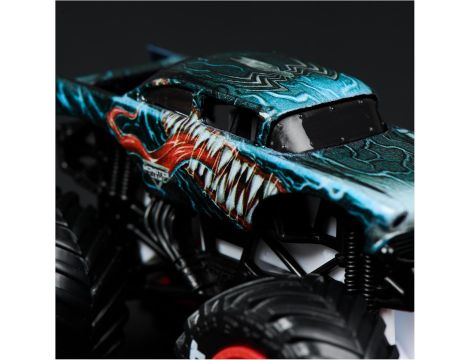 Monster Jam 2pak Monster Trucks Marvel Iron Man vs War Machine 6070555 8089 - 8