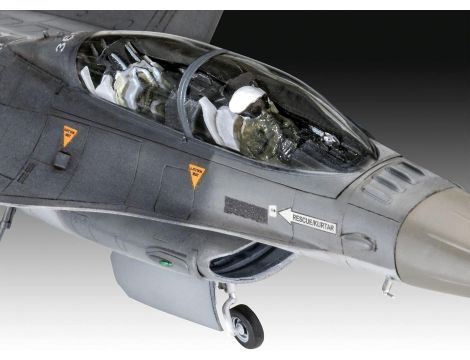 Model do sklejania RevellLockheed Martin F-16D Tigermeet 2014 - 4