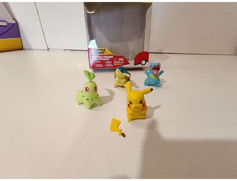 POKEMON Multipak Pikachu, Chikorita, Totodile, Cyndaquil figurki bitewne - 8