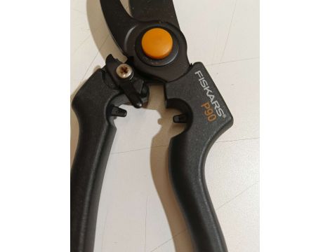 Sekator P90 Fiskars - 7