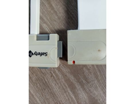 Automatyczna bariera zamykająca Safety 1st, biała - 2